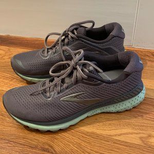 Brooks Adrenaline GTS 20 8.5 (B) Womens
